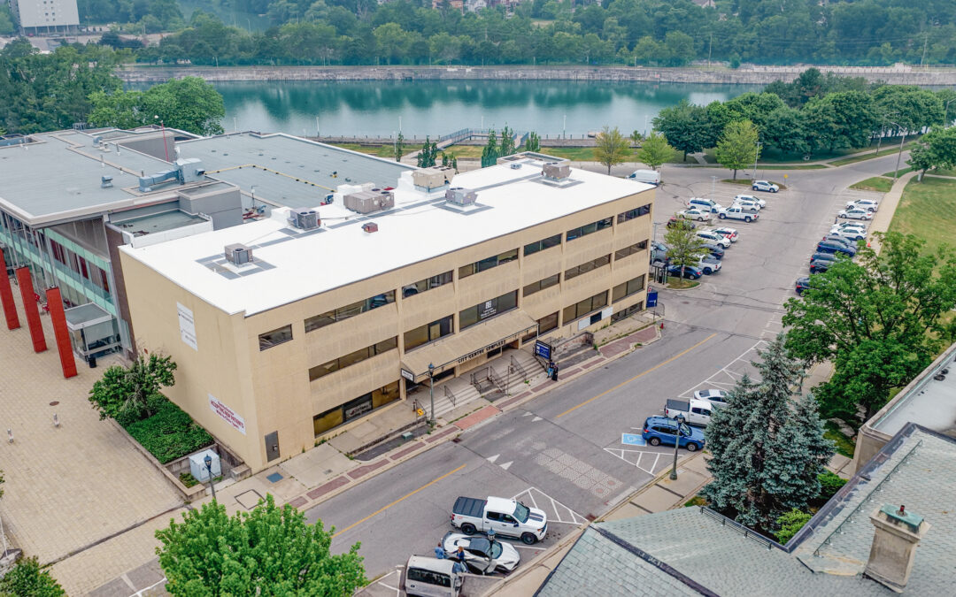 Goliath PVC Roofing Membrane Installed on Welland City Building in Welland, Ontario